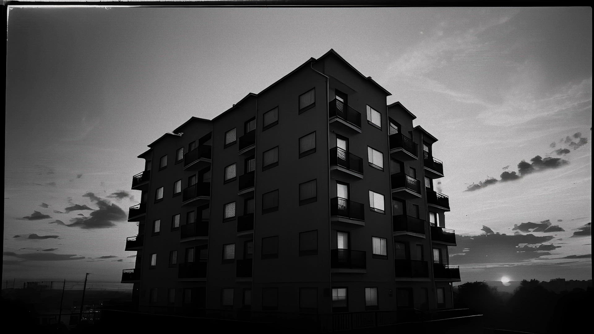 Nikakhar — Frau Mezobeli