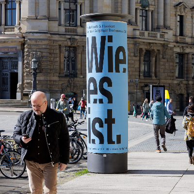 Alles au&szlig;er flach