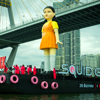 YOUNG-HEE FREEZES BANGKOK