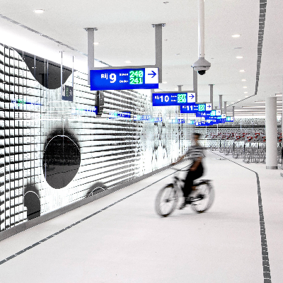 Space-age Airport for Cyclists